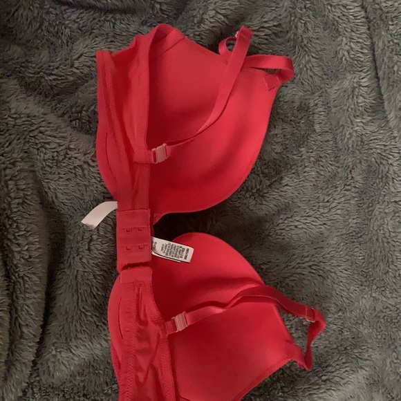 VICTORIA'S SECRET Sexy Tee Push-Up Bra - Picture 3 of 5